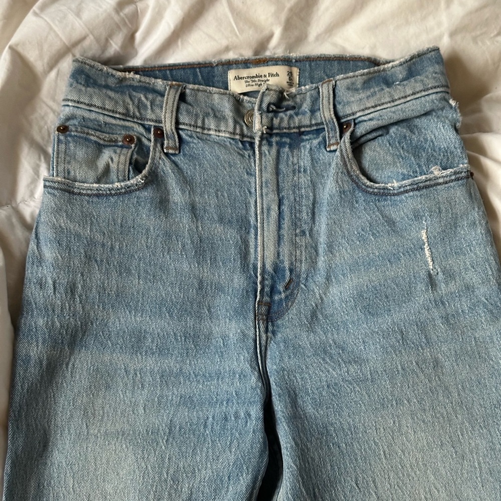 Abercrombie & Fitch high waisted Light Blue Jeans
